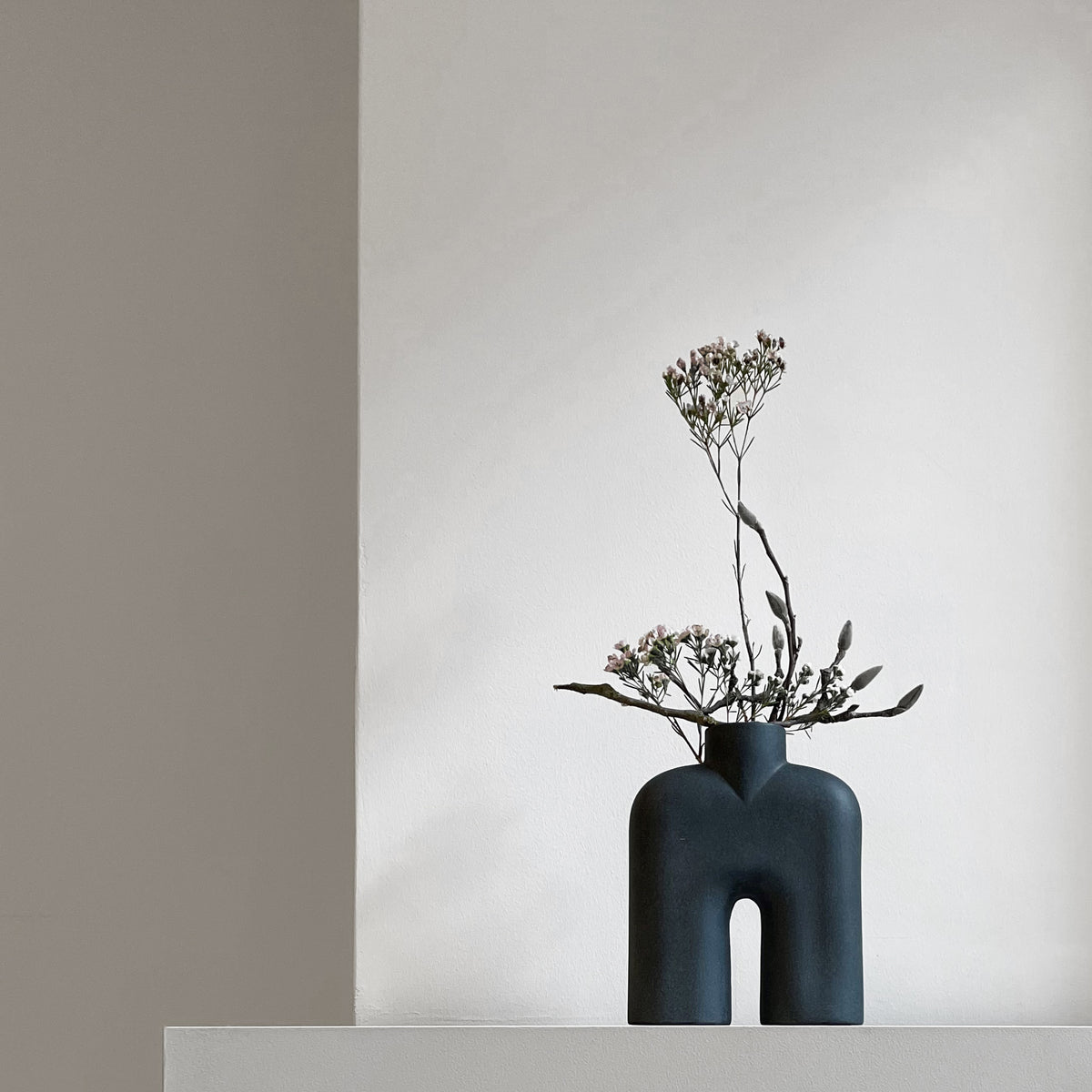 Cobra Vase Tall – vue 9 – Exception Design