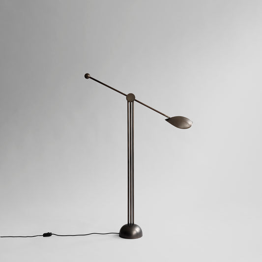 Stingray Floor Lamp – Bronze