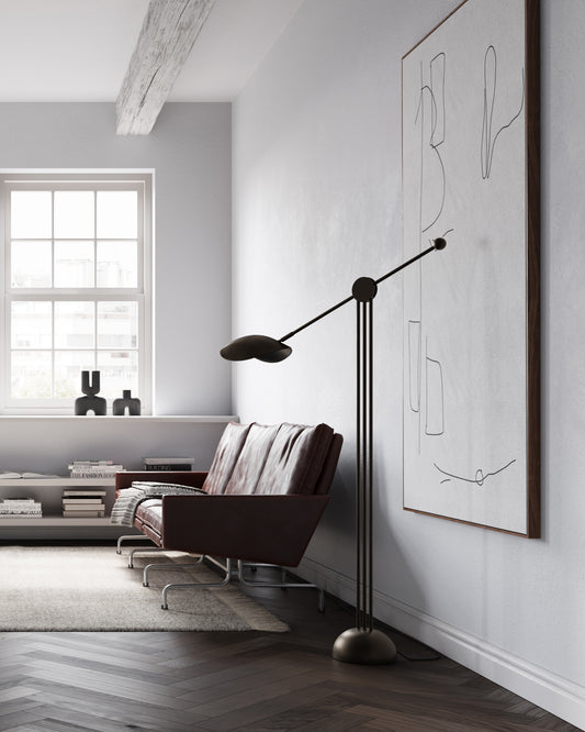 Stingray Floor Lamp – Bronze