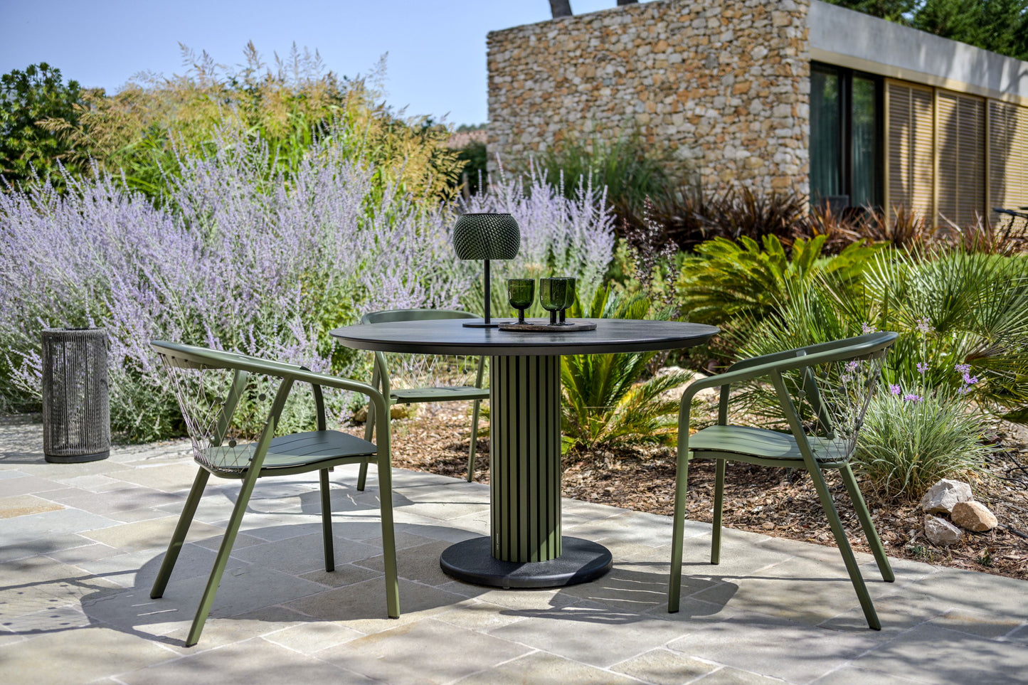 CHESTER – Fauteuil de jardin empilable